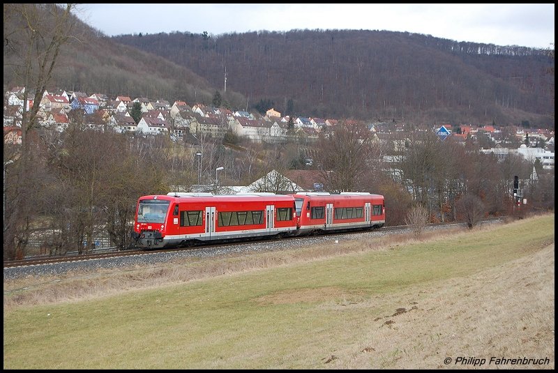 650 119-1 und ein weiterer Kollege sind am 19.01.08 unterwegs als RE 22523 von Crailsheim nach Ulm Hbf, aufgenommen an der Brenzbahn (KBS 757) bei Oberkochen.