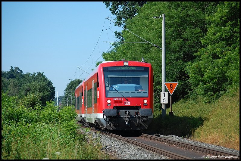 650 318 & 650 xxx sind am Morgen des 05.07.08 unterwegs als RE 225 von Ulm Hbf nach Crailsheim, aufgenommen am Km 1,6 der Oberen Jagsttalbahn (KBS 786) bei Goldshfe. Der nchste Halt ist Schwabsberg.