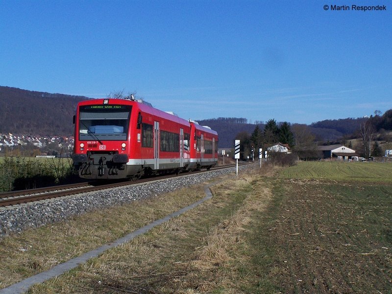 650 319-7 ist auf dem Weg nach Ulm Hbf. Hier bei Oberkochen am 09.Februar 2008.