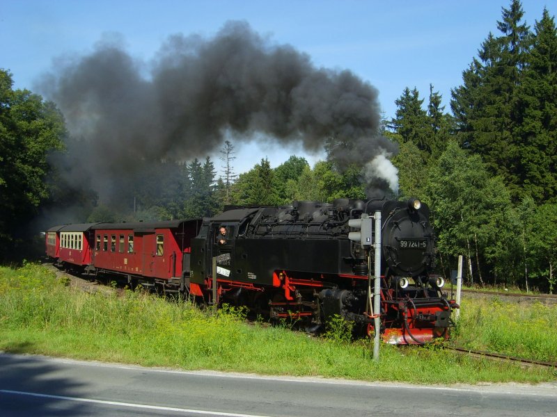6.8.2007 - hier Ausfahrt aus Drei Annen Hohne um 15:40 zum Brocken
Die Brockenahn war zu diesen Tagen sehr gut besezt!