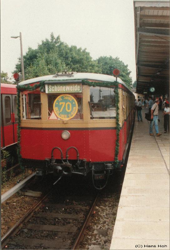 70 Jahre elektrische S Bahn. Traditionszug am 6. Aug 1994 in Bernau.