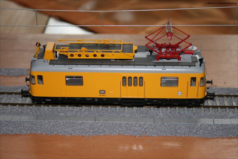 701 033-3 von TRIX ist bereit zur Messfahrt.