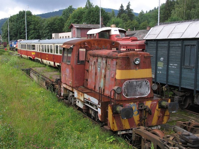 701 611-6 auf der Verschiebenegelnde in Tanvald am 12-7-2009.