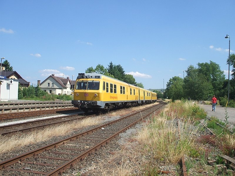 719 501/001 beim Umsetzen auf Gleis 3. 28.6.2008 Stadtoldendorf