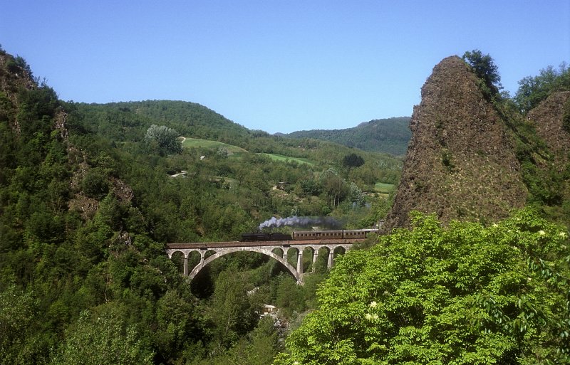 741 120  bei Piazza al Serchio  10.05.09