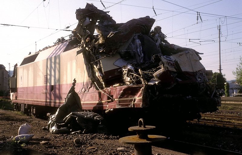 752 001  Sssen  25.05.04  ( am Morgen )