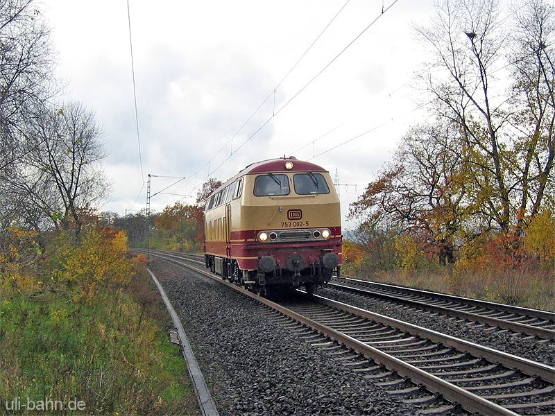 753 002-5 bei Ingelheim am 21.11.2006.
