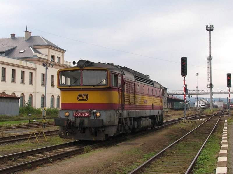 753 073-6 auf Bahnhof Liberec am 13-7-2007.