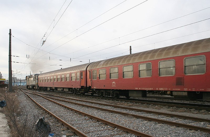 754 084 am 2. Mrz 2006 kurz nach der Abfahrt mit dem ER 2514 in Wien Ost nach Bratislava hl.st.