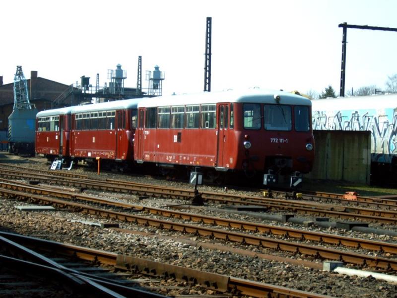 772 111 im Eisenbahnmuseum Chemnitz Hilbersdorf am 08.04.06