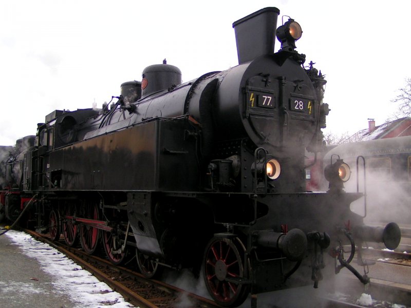 77.28 wird mit Wasser befllt; Bhf.RIED i.I. 080105