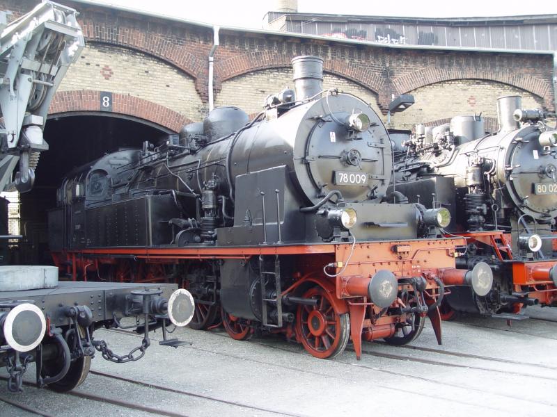 78 009 beim Dresdner Dampflokfest 2004