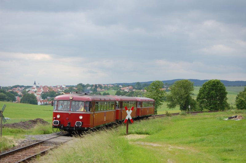 798 706; 998 034; 798 776 am 30.05.2009 bei Burgstall (Strecke Amberg-Schnaittenbach)
