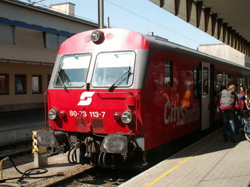 8073 113-7 nach der Ankunft in Wien West, 10.7.2006