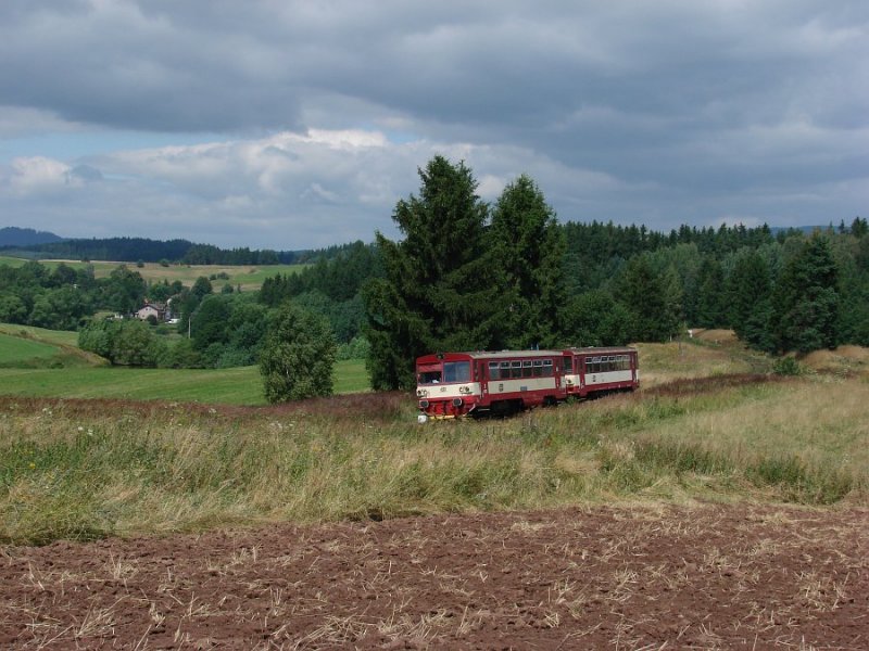 810 515-7 als SP nach Tyniste am 09.08.2008 bei Brezova u Broumova