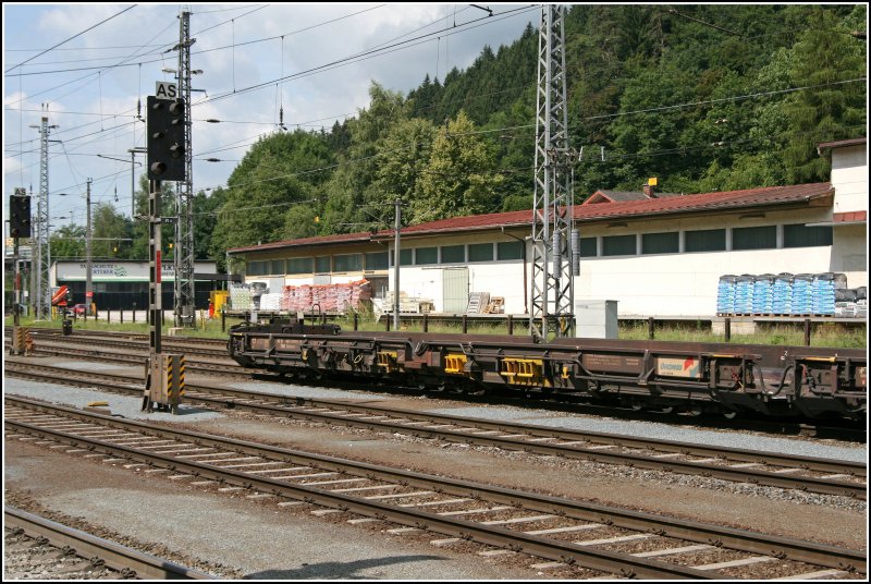 83 81 4979 091-0 BB Sdmmrs. Niederflurwagen der Rola abgestellt am 30.06.07 in Kufstein.