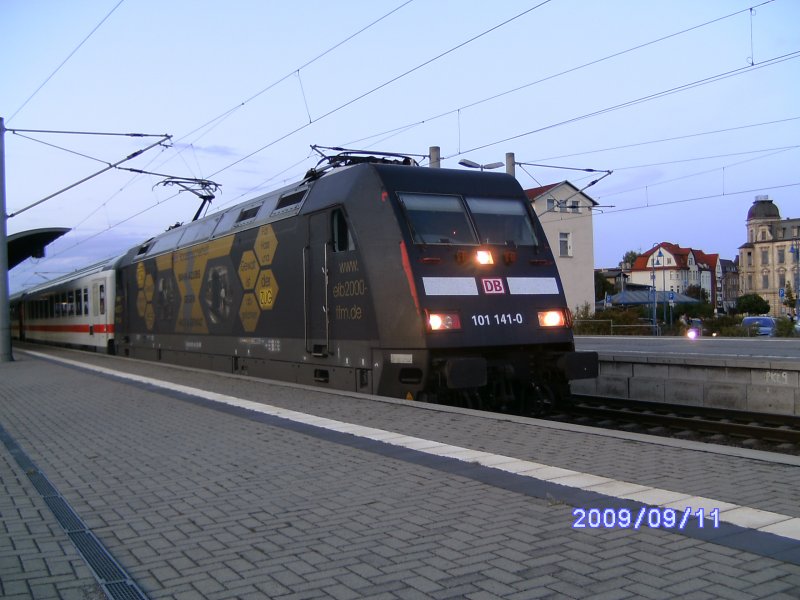 91 80 6 101 141-0 D-DB am IC 2350 nach UE in LBT(11.09.2009).