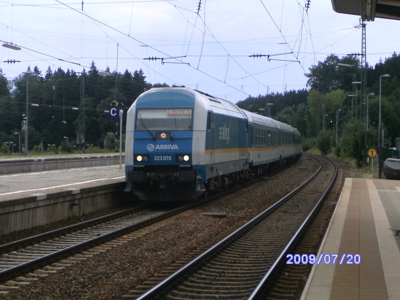 92 80 1223 070-4 D-VBG bei der Durchfahrt in Geltendorf nach Mnchen Hbf(20.07.2009).