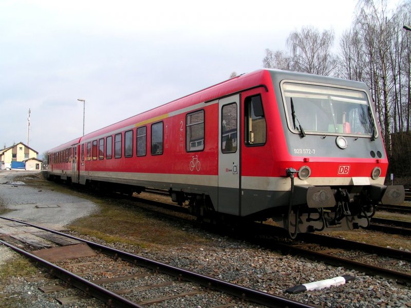 928572-7628572-0 steht am Gleisstutzen in Ried i.I.;90317