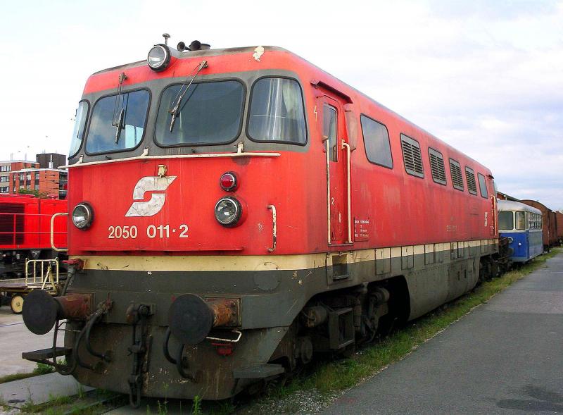 9.7.2004: 2050 011 abgestellt in Wien-Ost