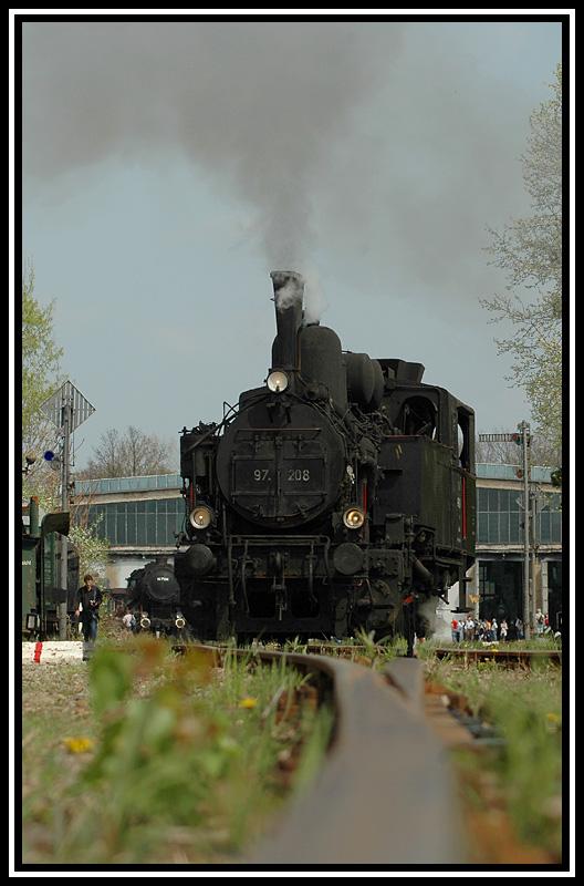97.208 bei Pendelfahrten im Heizhausgel�nde Strasshof anl�sslich der Saisoner�ffnung am 23.4.2006