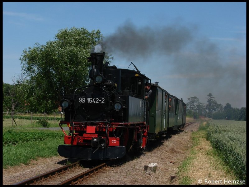 99 1542-2 bei Schweta Bahnhof nach Glossen am 14.06.2009