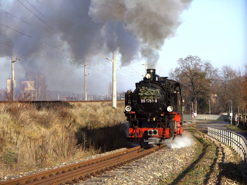 99 1761-8 am 02.12.06 unterwegs von Freital- Hainsberg in Richtung Comannsdorf.