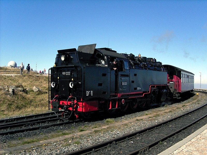 99 222 mit einem Sonderzug auf dem Brocken am 22.9.2007.