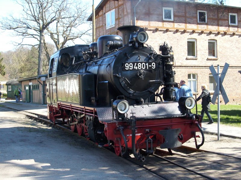 99 4801 beim Umsetzen am 18.April 2009 am Streckenende in Ghren.