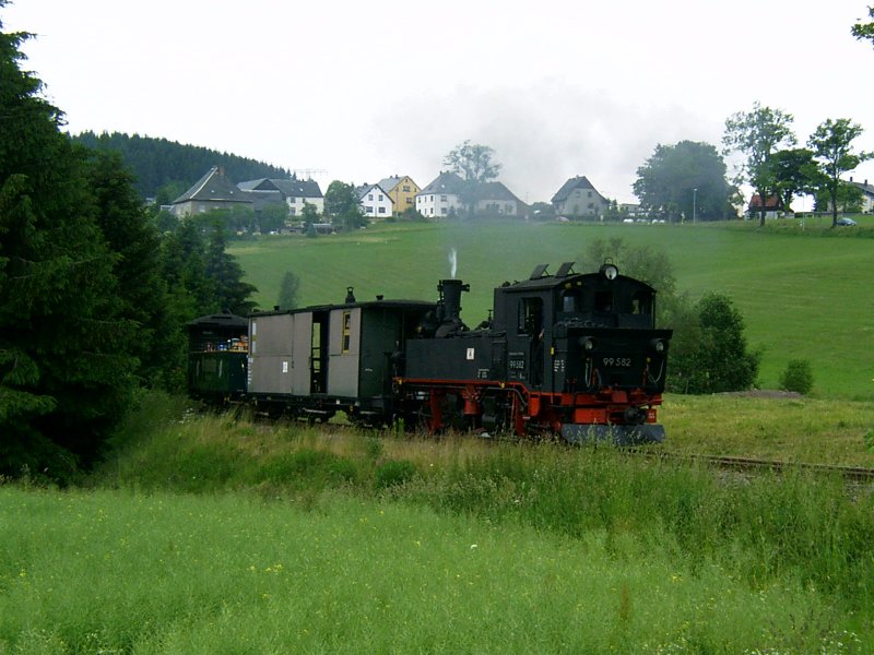 99 582 kuz vor Sttzengrn im Oktober 2006.