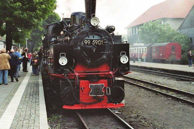 99 5901 im Bahnhof Wernigerode am 4. Juni. 2005 whrend einer Sonderfahrt der Westfalendampf AG