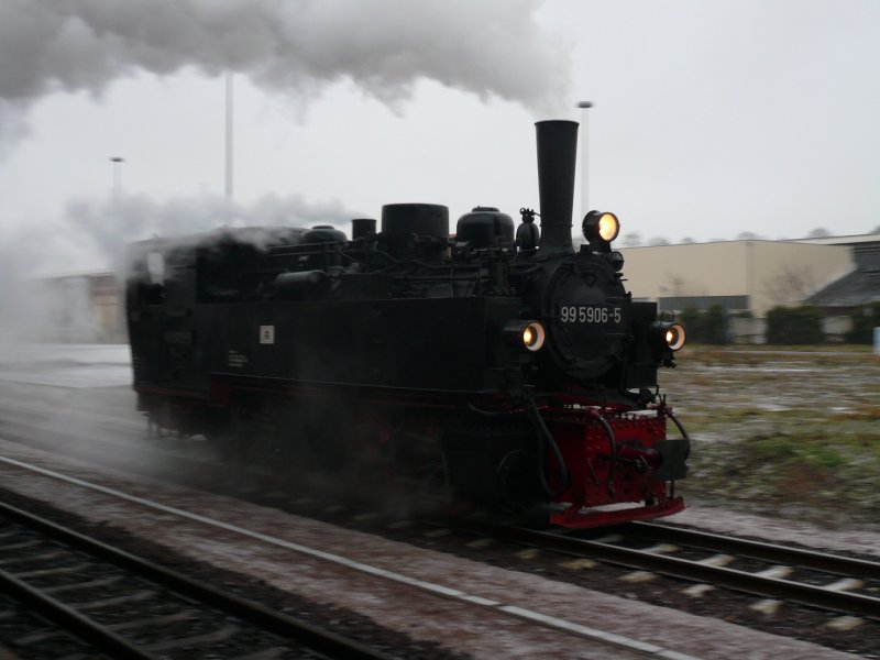 99 5906-5 am 31.1.2009 beim umsetzen in Quedlinburg