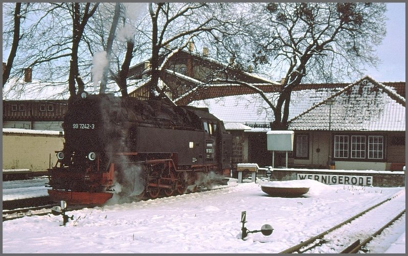 99 7242-3 an der Endstation Wernigerode. (Archiv 12/1990)