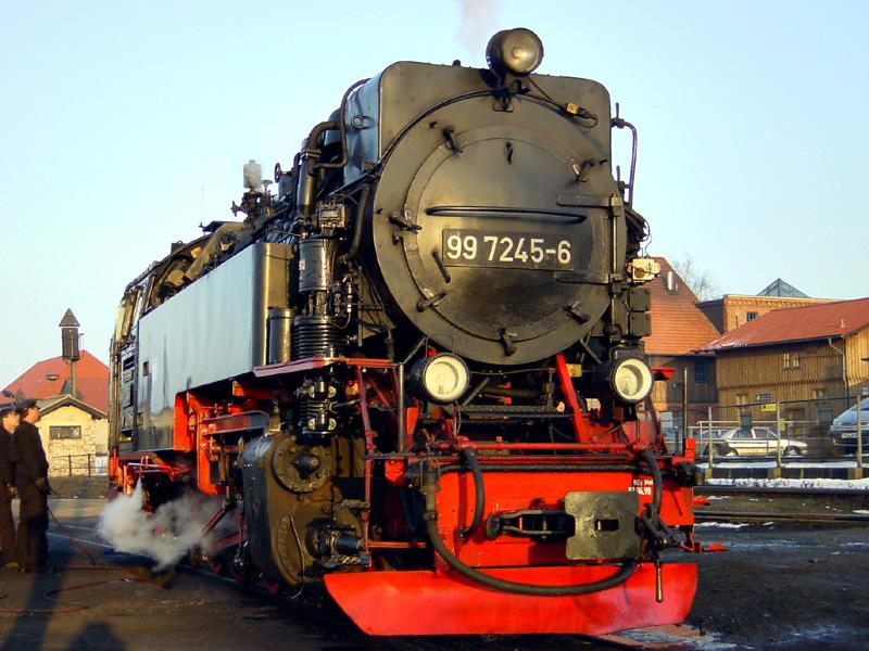 99 7245-6 bei der Restaurierung in Wernigerode, 22. Februar 2003