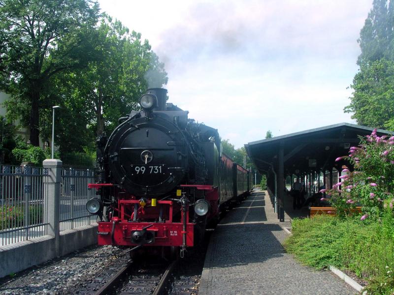 99 731 kurz vor Abfahrt auf den Bahnhof Zittau am 31.07.2005.
