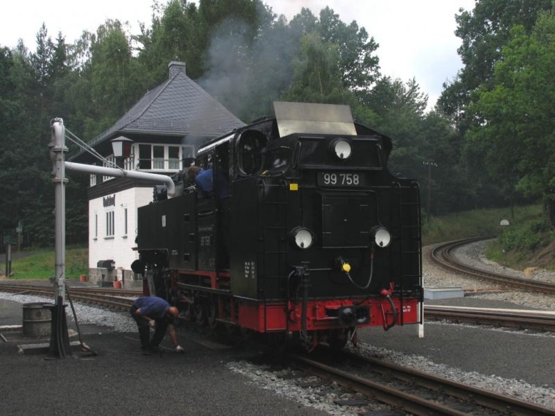 99 758 der S�chsichs-Oberlausitzer Eisenbahngesellschaft mBh auf Bahnhof Bertsdorf am 12-7-2007.