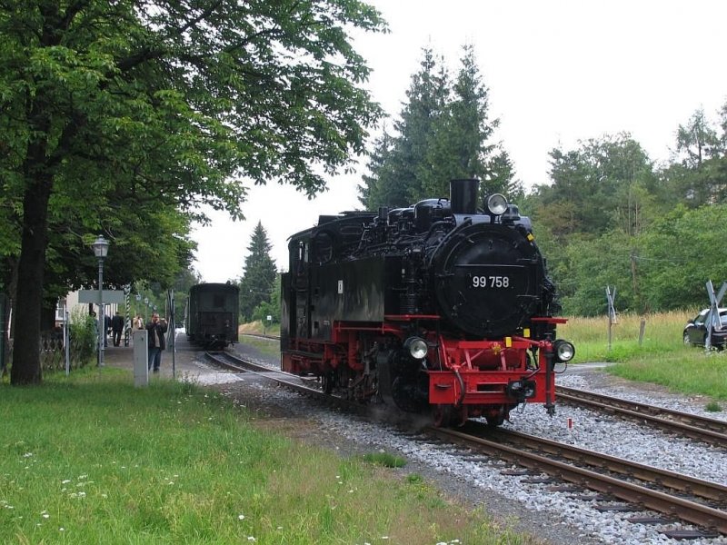 99 758 (Schsichs-Oberlausitzer Eisenbahngesellschaft mBh) auf Bahnhof Kurort Jonsdorf am 12-7-2007.
