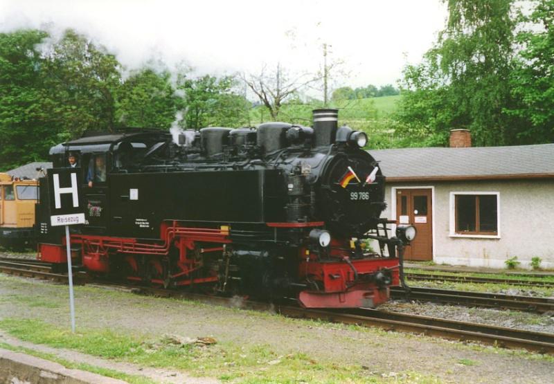 99 786 zu den schsisch- bmischen Eisenbahntagen in Cranzahl 2003