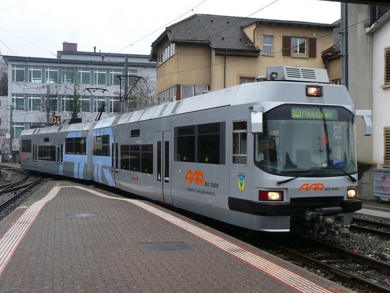 AAR - Triebwagen Be 4/8 34 unterwegs im Bahnhofsareal von Aarau als Regio nach Menziken am 07.02.2009