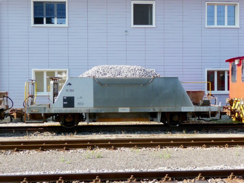 AB - Schotterwagen Fd 352 im Bahnhofsareal von Appenzell am 03.09.2008