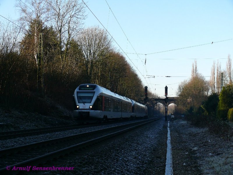 Abbelio Doppeltraktion aus ET22001 (RE16 nach Iserlohn) und einem ET23. 
12.02.2008 Essen-Kray-Sd 
