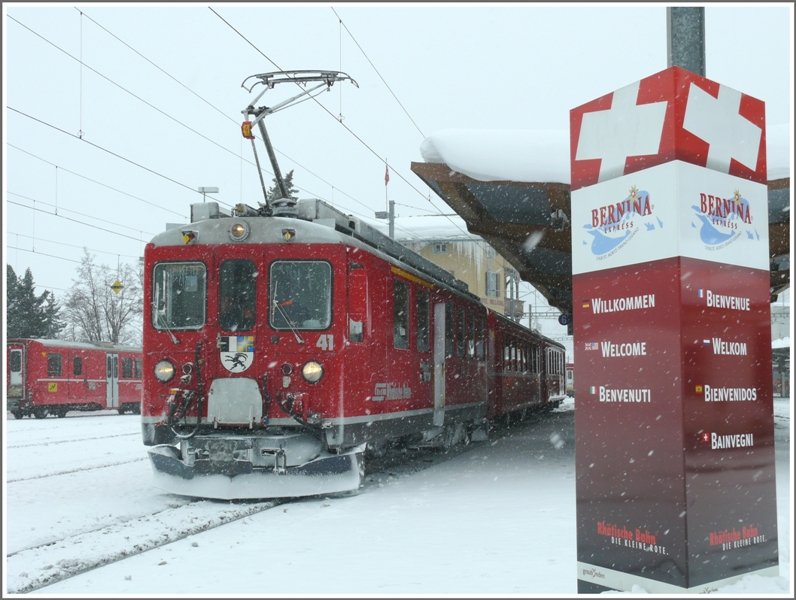 ABe 4/4 II 41 am Berninabahnsteig in St.Moritz (17.02.2009)