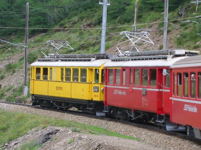 ABe4/4 30 und 32 am 1.8.06 auf dem Berninapass.