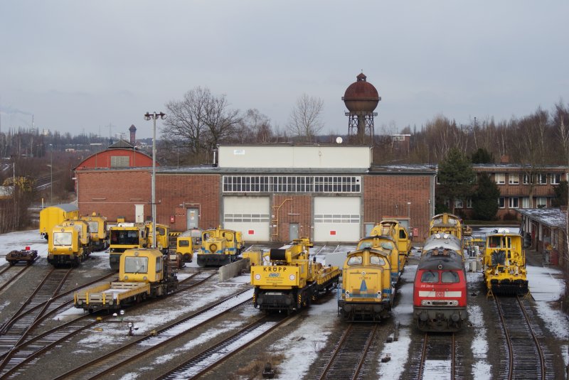 Abgestelle Krne,218er,211er,203er,GAF's,SKL's us. der DBG in Duisburg Entenfang am 01. Feburar 2009