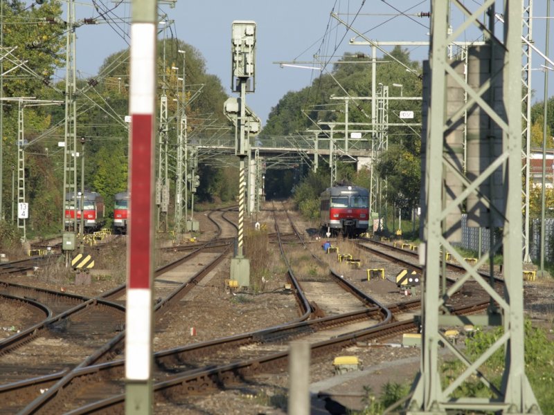 Abgestellte S-Bahnen am Endbahnhof Marbach am Neckar. Sonntag, 28.09.2008.