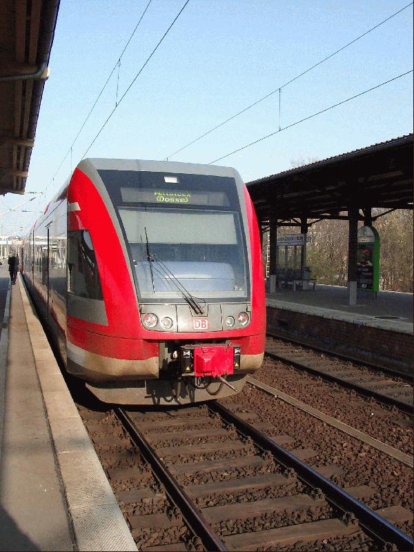 ABp 946 002-3 wird um 17.20 h ab Berlin-Charlottenburg nach Wittstock (Dosse) als RE 38264 verkehren.