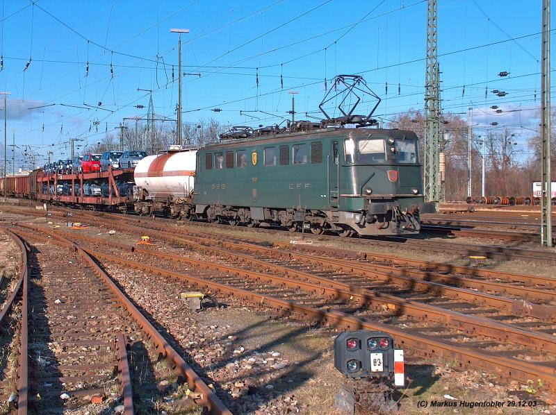 Ae 6/6  Ae 610  11449  Neuchtel  am 29.12.03 in Basel Bad Bf