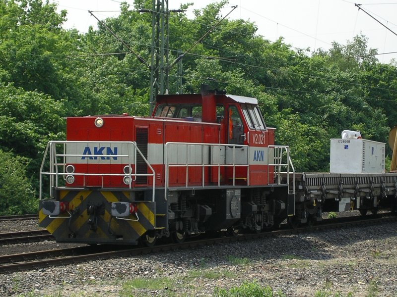 AKN V2.021 in Gelsenkirchen,eingesetzt bei Gleisbauarbeiten.
(15.05.2008)