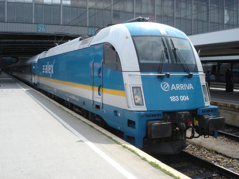 Alex aus Regensburg HBF auf Gleis 26 im HBF Mnchen am 26. Juli 2008