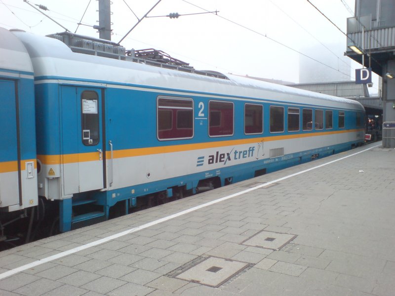 alex treff Wagen 56 80 85-95 152-9 der ARRIVA auf Gleis 27 in Mnchen Hauptbahnhof, am 28.09.08